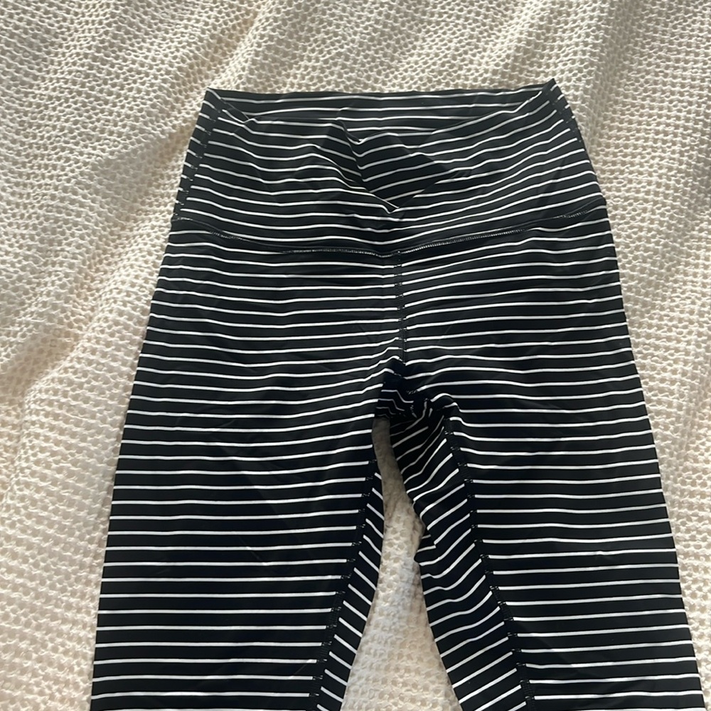 Striped Lululemon cropped leggings